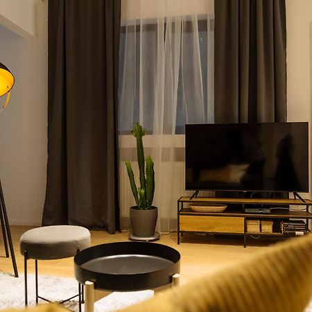 Bright 3Br Flat - Top Location - Green View Balcony Bukarest Exterior foto